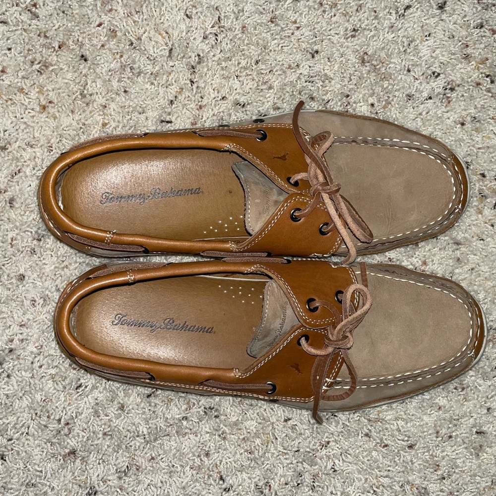 Tommy Bahama captain slip on shoes. Size 13